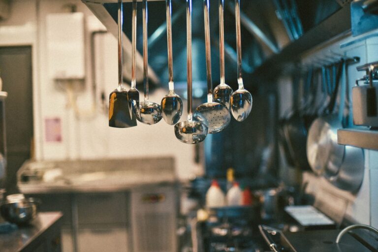Top 7 Trucos de Cocina que Todo Chef Amateur Debe Conocer para Revolucionar sus Recetas